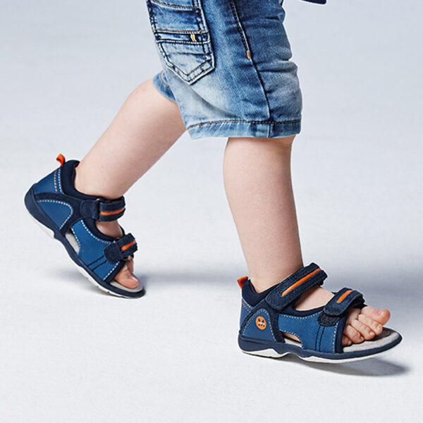 Buty dla dziewczynki Mayoral 46649.015