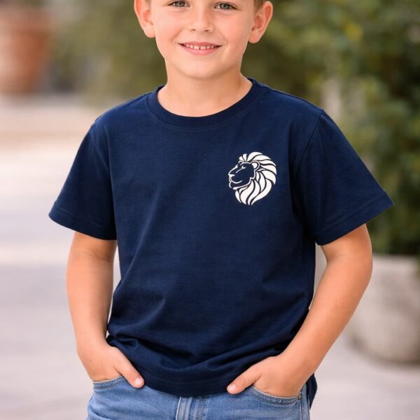 Czarny t-shirt chłopięcy z białą aplikacją Entlik